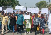 அண்ணாமலைக்கு ஓட்டு போட முடியல..! கோவையில் மக்கள் போராட்டம் !