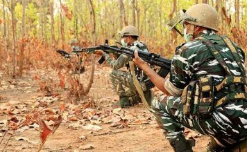 நக்சலைட்டுகள் 8 பேர் சுட்டுக்கொலை; சத்தீஸ்கரில் பாதுகாப்பு படையினர் அதிரடி